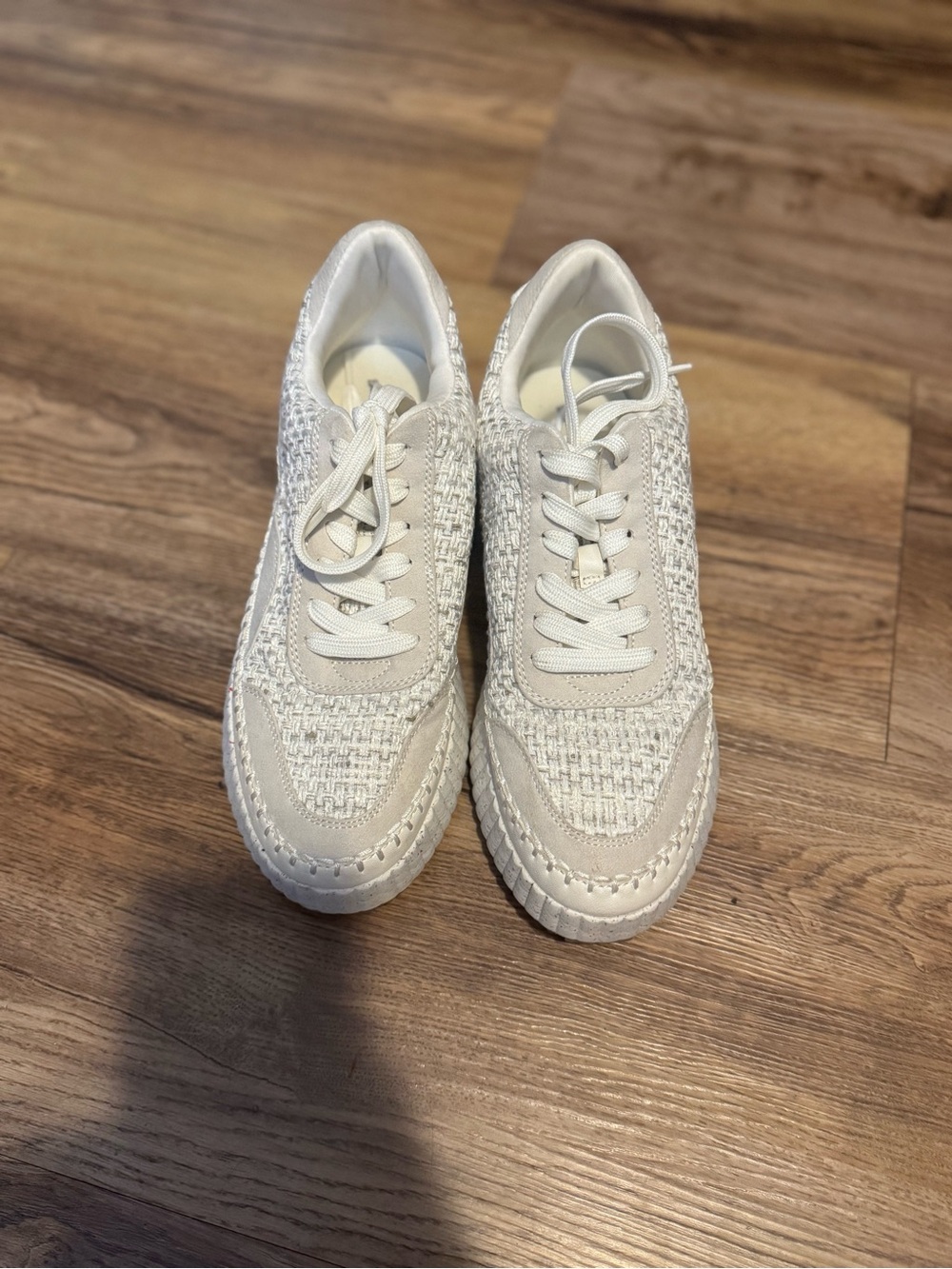 Never Worn Women’s Cream Knit Lace-Up Sneakers
